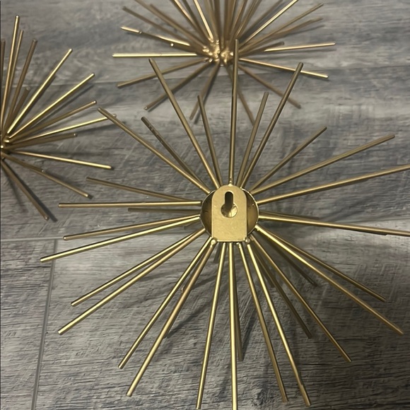Gold Decorative Starburst wall decor set of 3 - Picture 2 of 2
